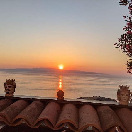 Appartamento J&M's U Castiddanu locazione turistica Taormina Esterno foto