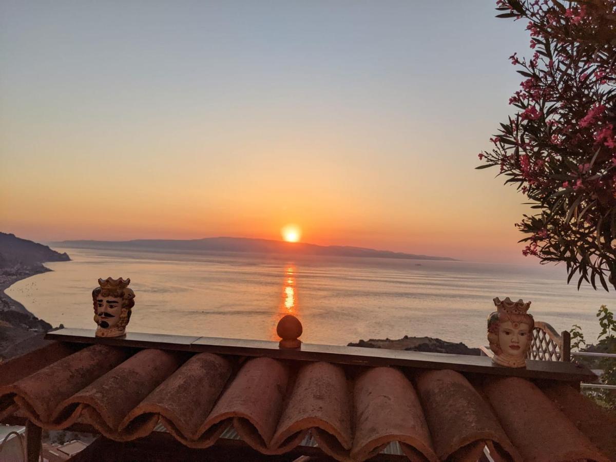 Appartamento J&M's U Castiddanu locazione turistica Taormina Esterno foto