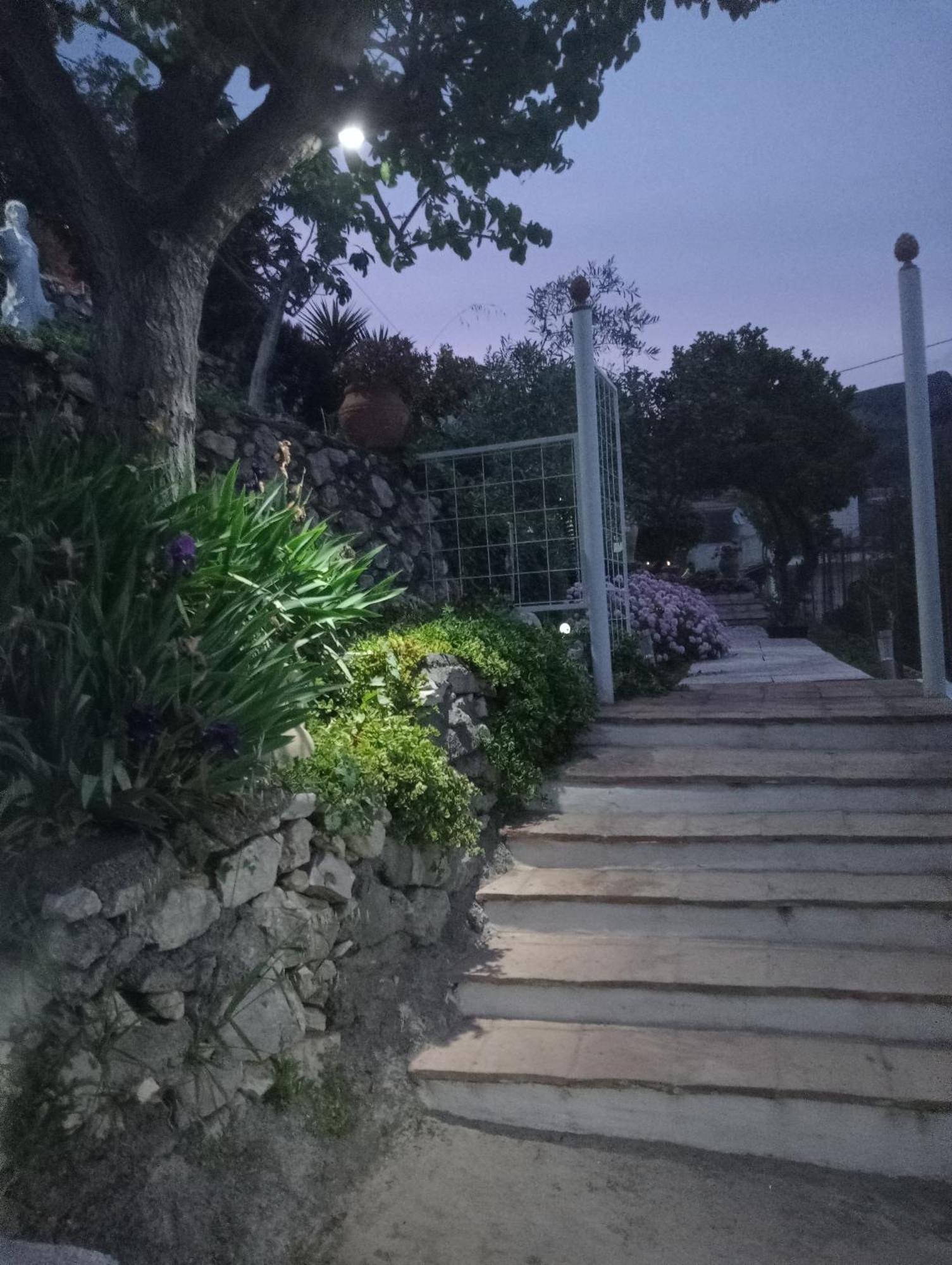 Appartamento J&M's U Castiddanu locazione turistica Taormina Camera foto